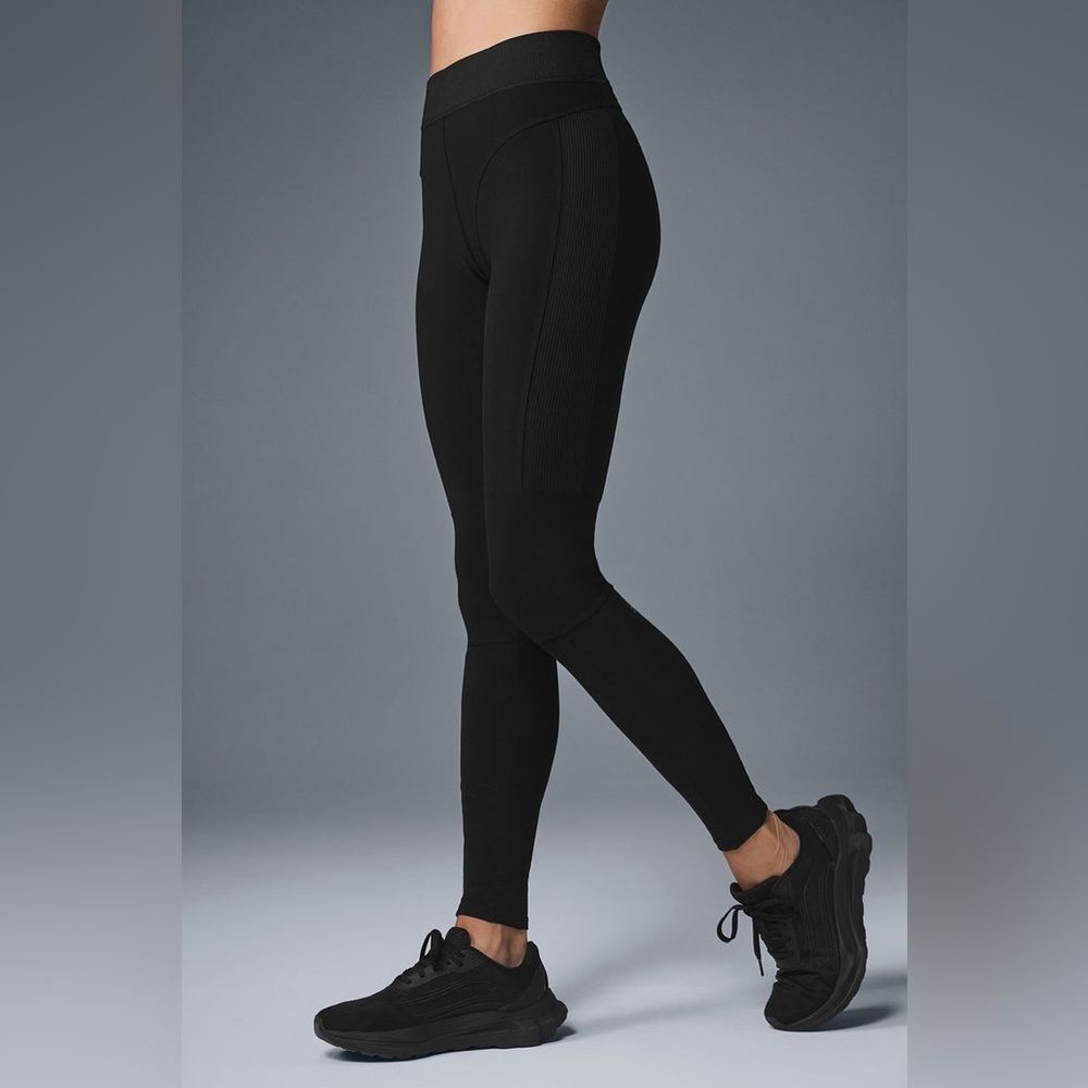 Alo Yoga Alosoft Black High Waist Head Start Legging